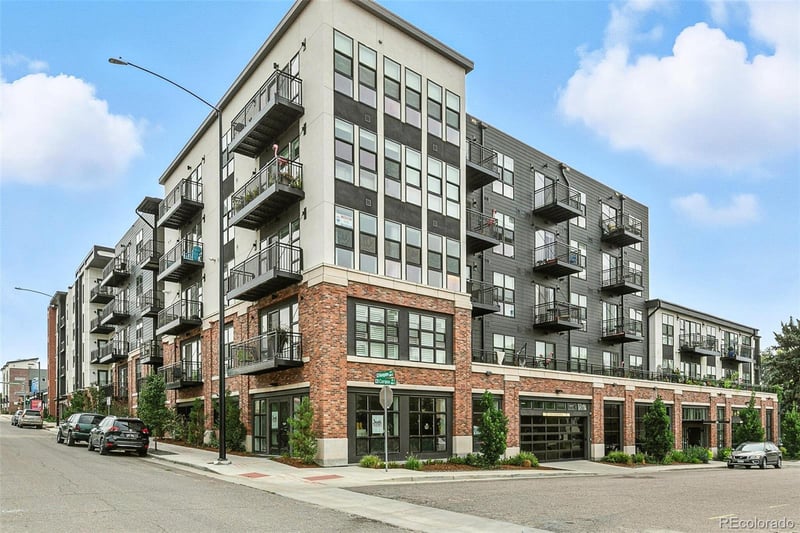 3500 Corona St #306, Englewood, CO 80113