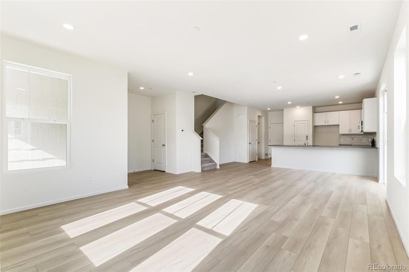 13469 111th Ave, Commerce, CO 80022