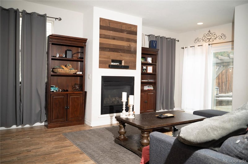 4732 Durham Ct, Denver, CO 80239