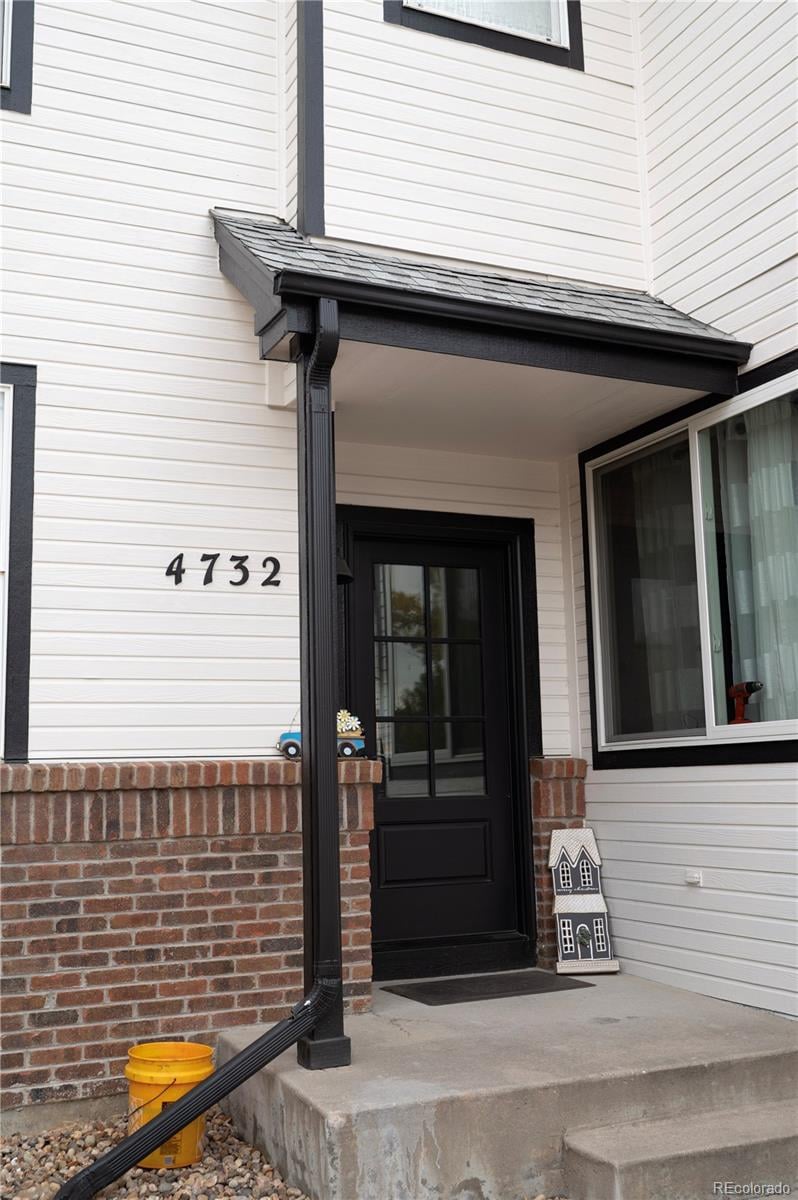 4732 Durham Ct, Denver, CO 80239