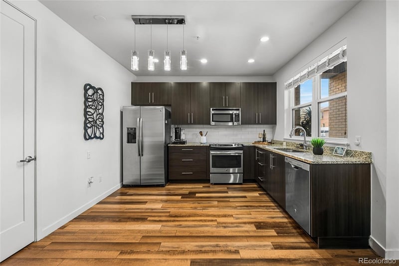 336 1st Ave #110, Denver, CO 80203