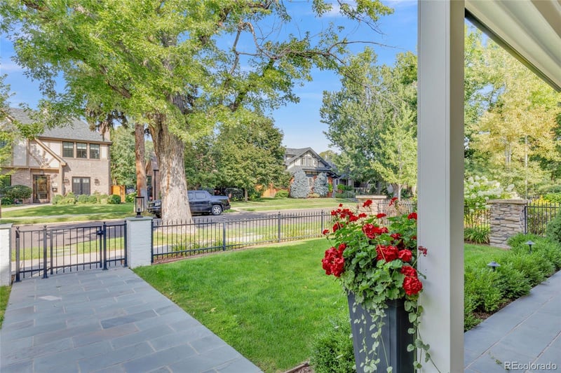 858 S Gaylord St, Denver, CO 80209