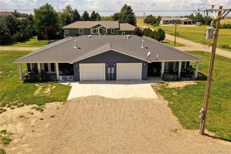 370 8th St #A & B, Cheyenne Wells, CO 80810