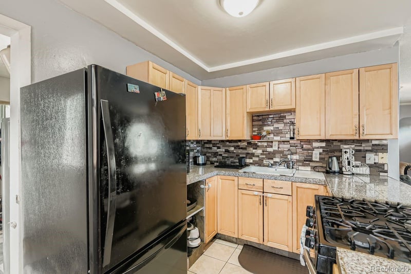 9211 Harris St, Thornton, CO 80229