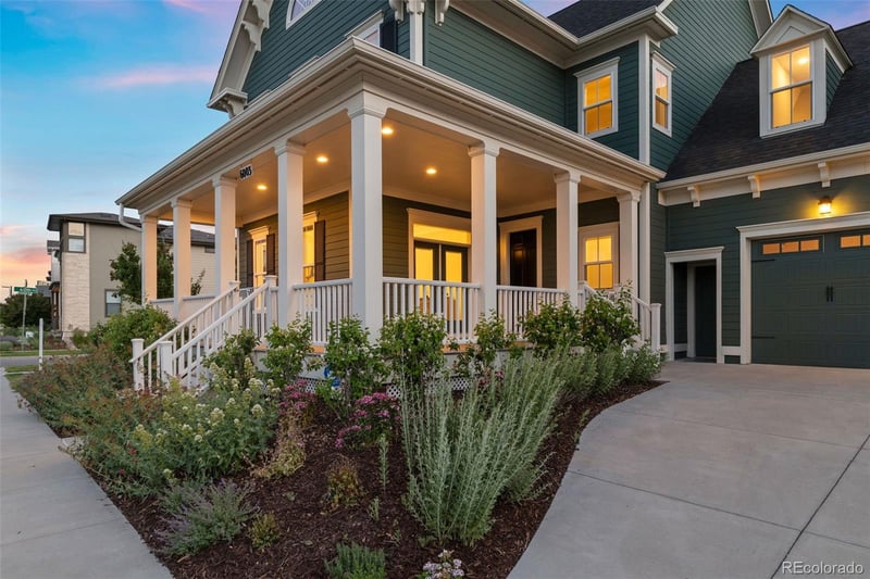 6003 N Chester Way, Denver, CO 80238