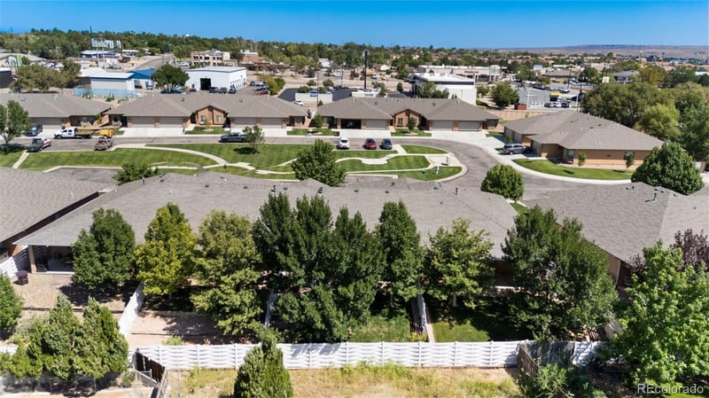 1910 Lynda Ln, Pueblo, CO 81008