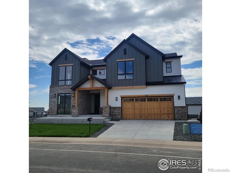 990 Arapahoe Cir, Louisville, CO 80027