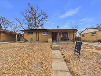 1350 Scranton St, Aurora, CO 80011