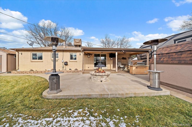 10772 69th Pl, Arvada, CO 80004