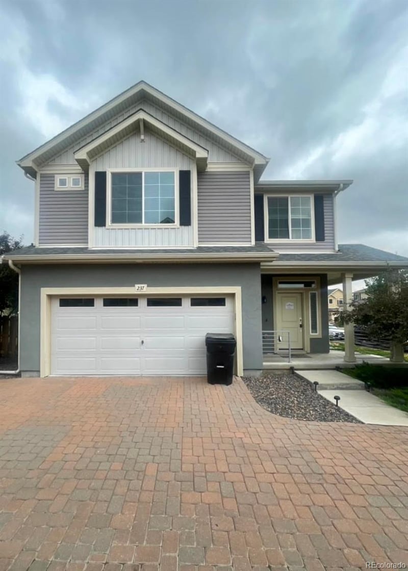 237 Old Hammer St, Aurora, CO 80018