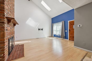 979 Granby Way, Aurora, CO 80012