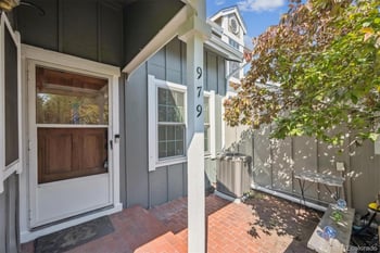 979 Granby Way, Aurora, CO 80012
