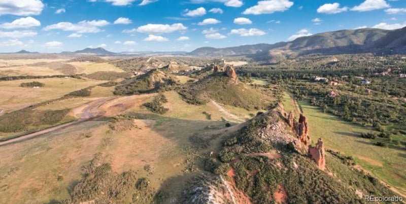 5740 Doc Bar Cir, Sedalia, CO 80135