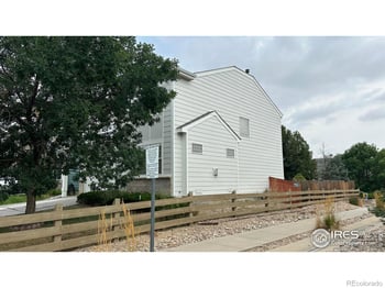 9758 Joliet Cir, Commerce City, CO 80022