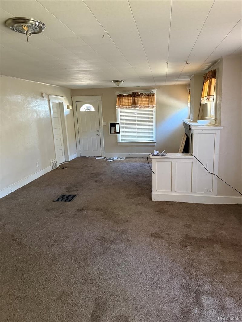 820 E 10th St, Pueblo, CO 81001