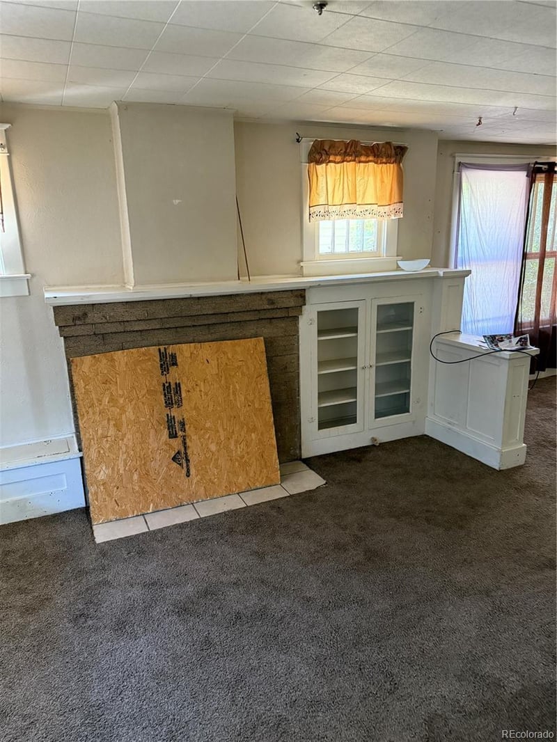 820 E 10th St, Pueblo, CO 81001