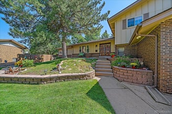 8866 Easter Ave, Centennial, CO 80112