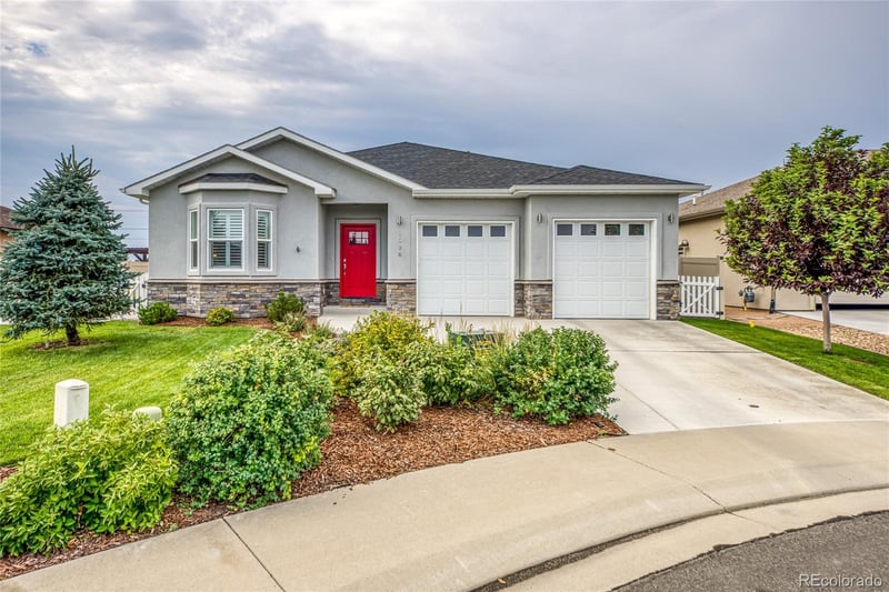 3038 Glacier Dr, Montrose, CO 81401