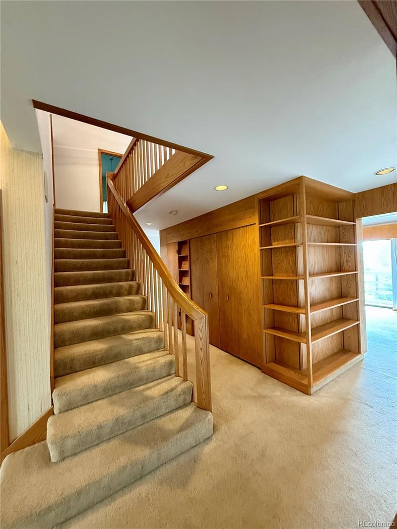 127 Ironweed Dr, Pueblo, CO 81001
