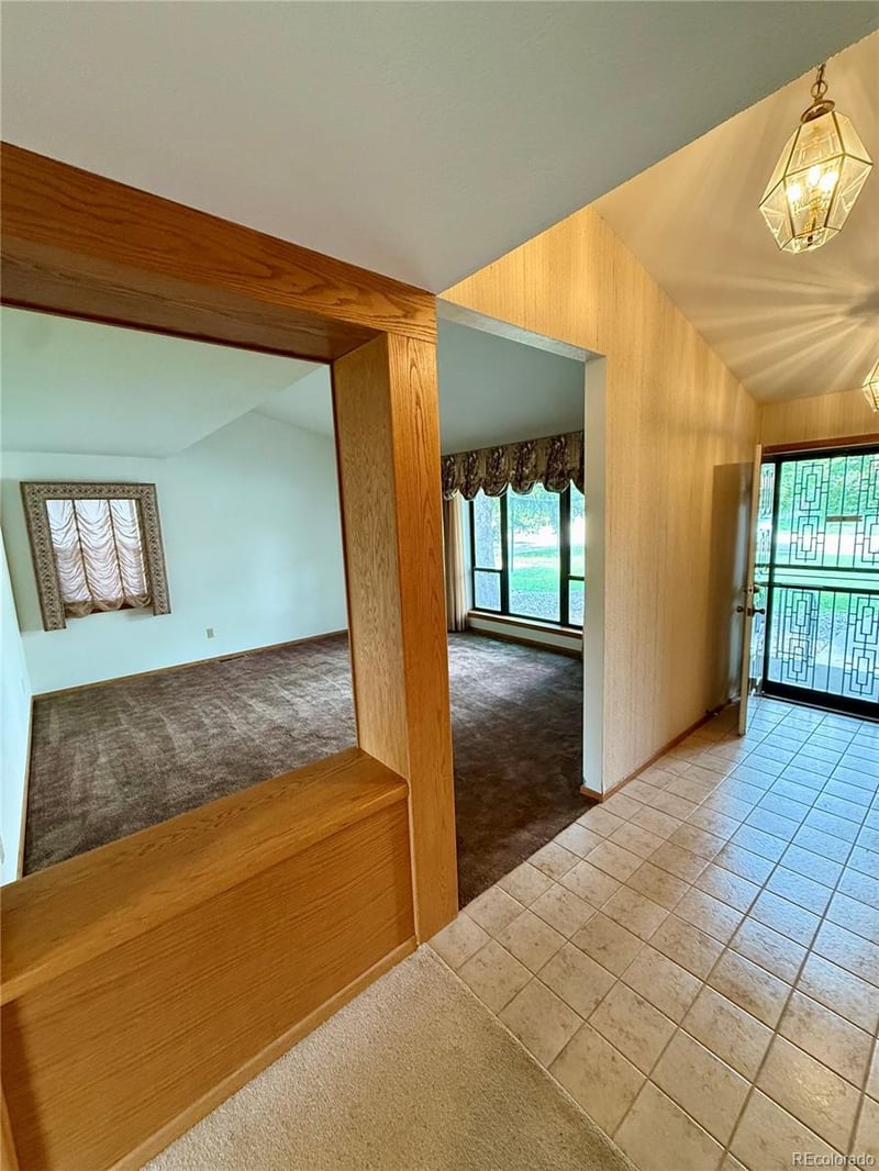 127 Ironweed Dr, Pueblo, CO 81001