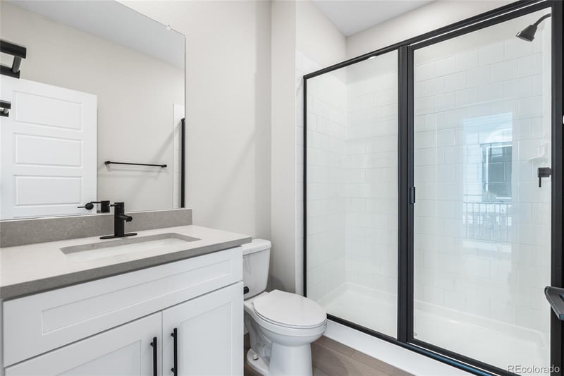 6237 Nepal St, Aurora, CO 80019