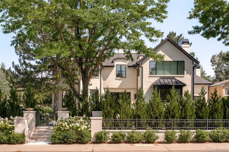 200 S Forest St, Denver, CO 80246