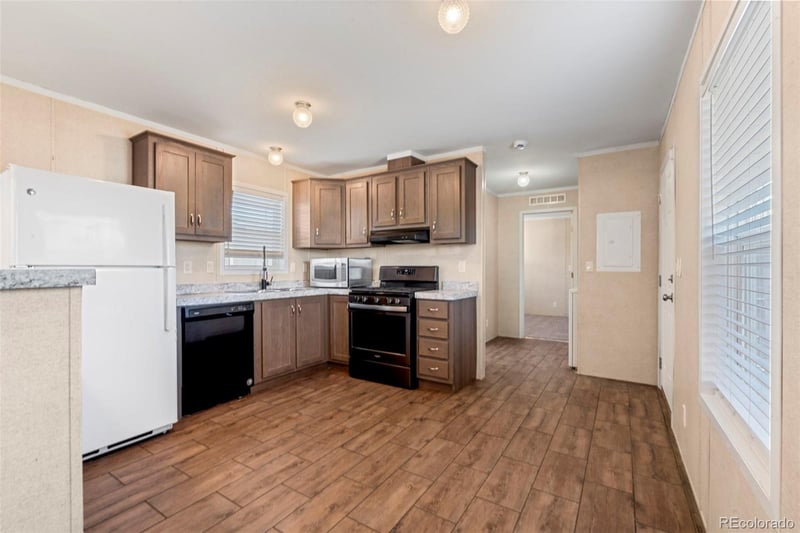 1540 Billings St Lot E23, Aurora, CO 80011