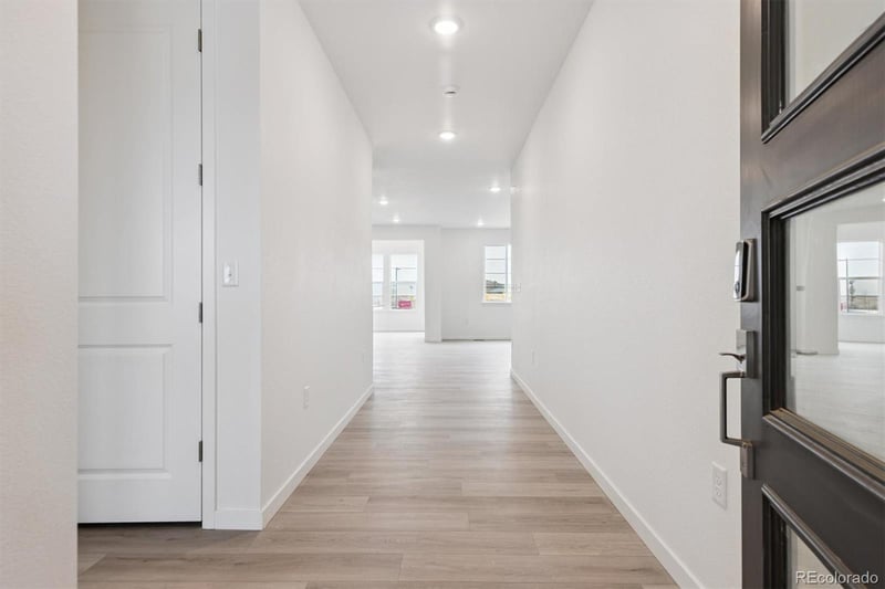 2144 Ider Way, Aurora, CO 80018