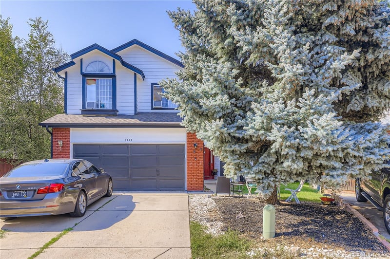6777 Mexico Pl, Lakewood, CO 80232