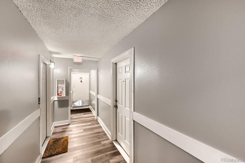 8330 Zuni St #212, Denver, CO 80221