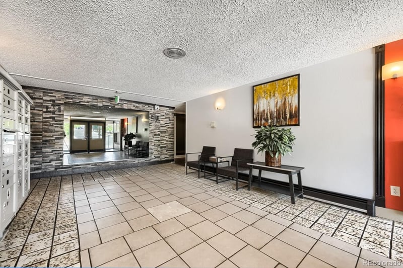8330 Zuni St #212, Denver, CO 80221