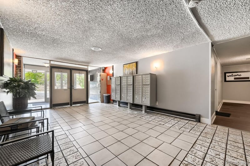 8330 Zuni St #212, Denver, CO 80221