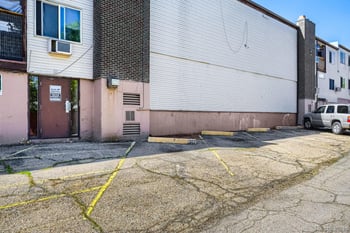 8330 Zuni St #212, Denver, CO 80221