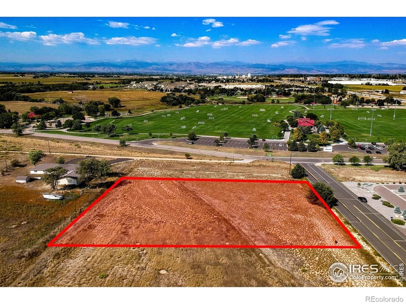 1420 Skyway Dr, Longmont, CO 80504