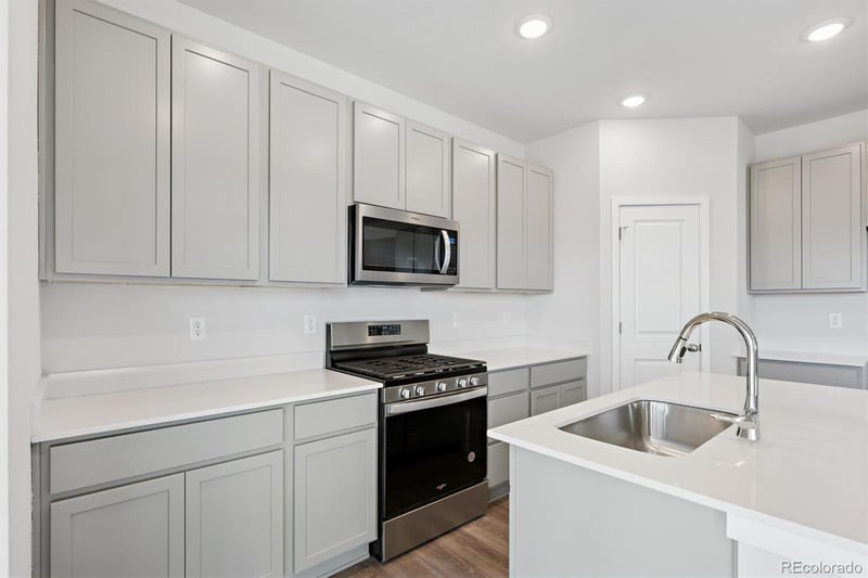 3719 Sandreed St, Dacono, CO 80514