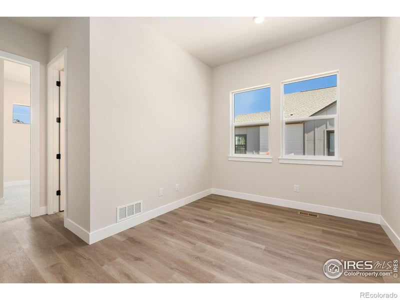 1633 Winter Glow Dr, Windsor, CO 80550