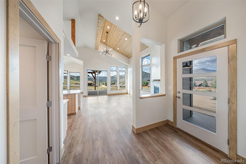 630 Sumner Ave, Hot Sulphur Springs, CO 80451