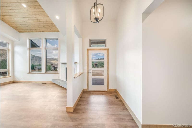 630 Sumner Ave, Hot Sulphur Springs, CO 80451