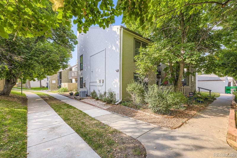 3550 S Harlan St #336, Denver, CO 80235