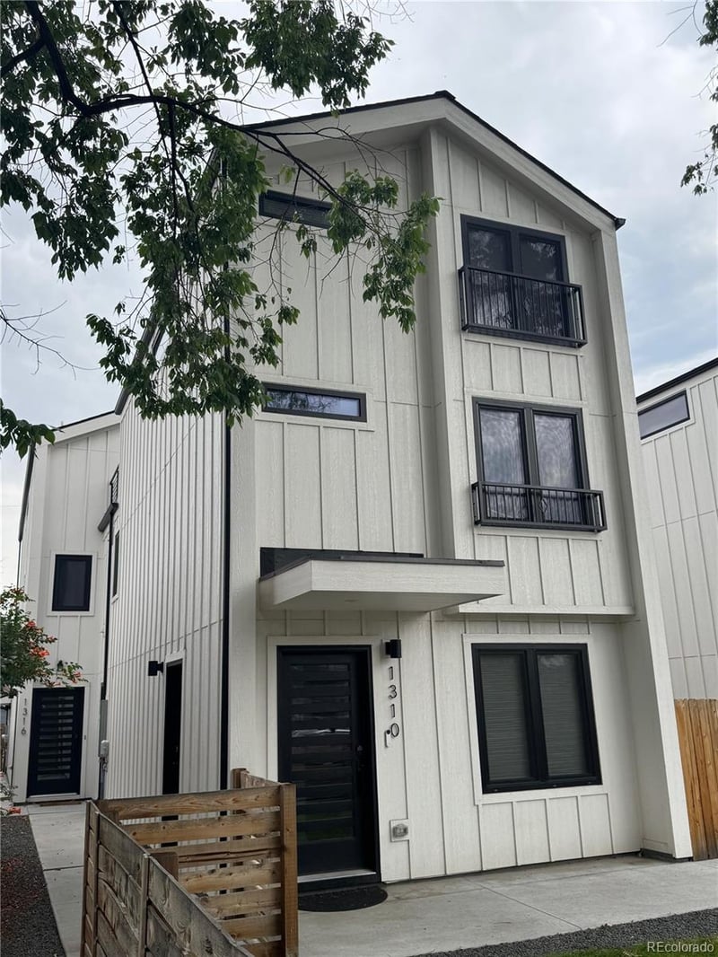 1310 Zenobia St, Denver, CO 80204