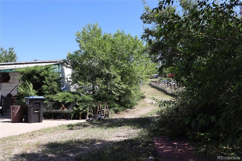 7365 61st Ave, Arvada, CO 80003