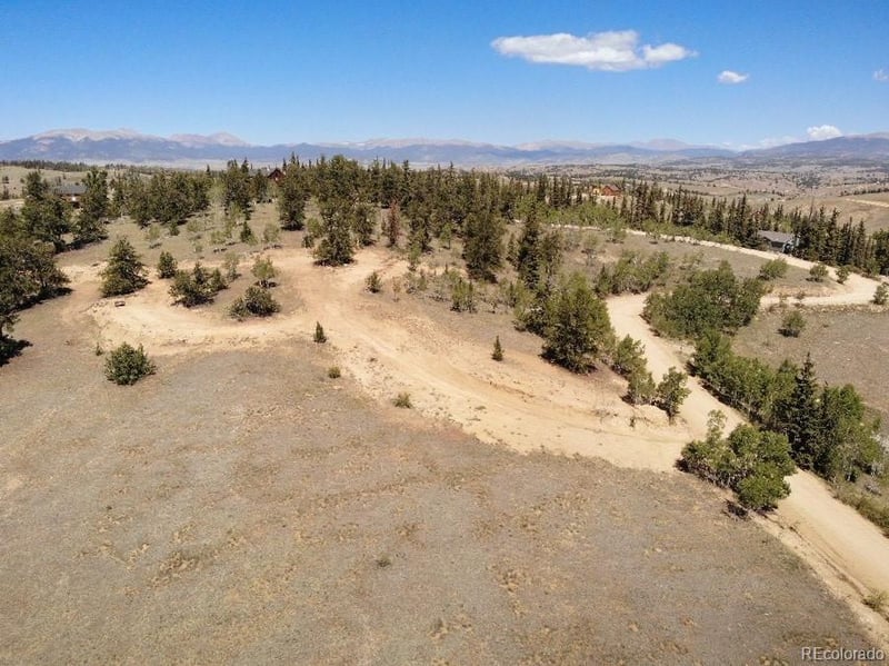 530 Gitche Goone Ln, Como, CO 80432