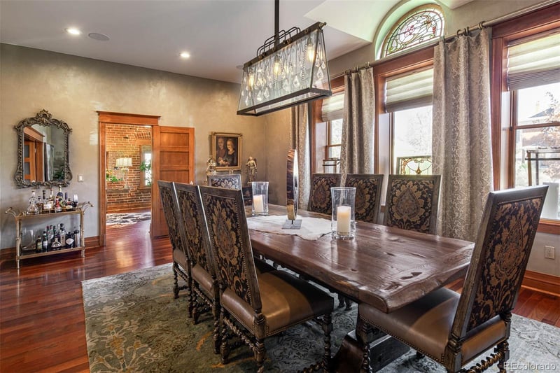 501 Pearl St, Denver, CO 80209