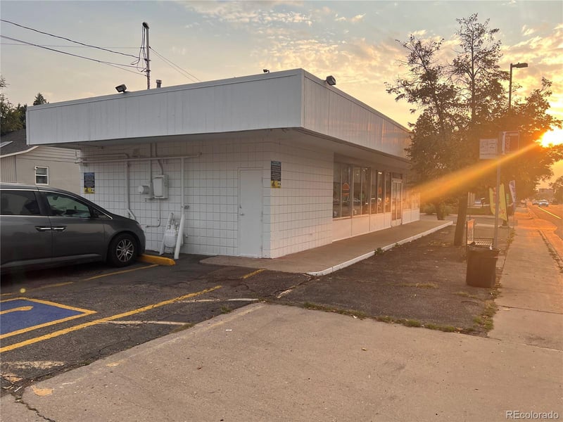 10202 Montview Blvd, Aurora, CO 80010