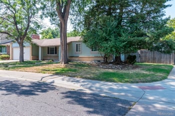 4557 Laredo St, Aurora, CO 80015
