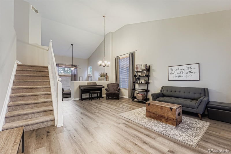 4059 Quatar St, Aurora, CO 80018