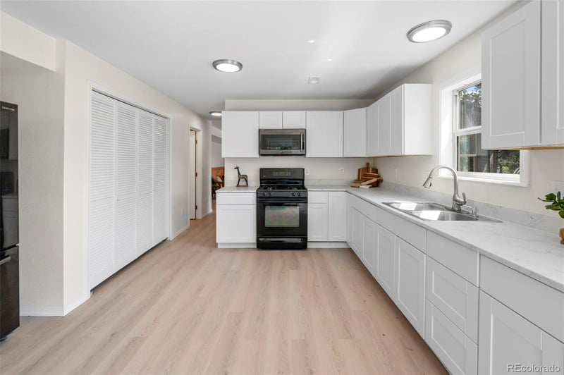 4710 Wildhorn Rd, Florissant, CO 80816