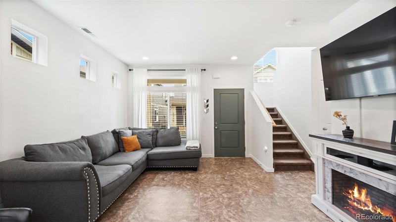 6435 Dunleer Grv, Colorado Springs, CO 80927