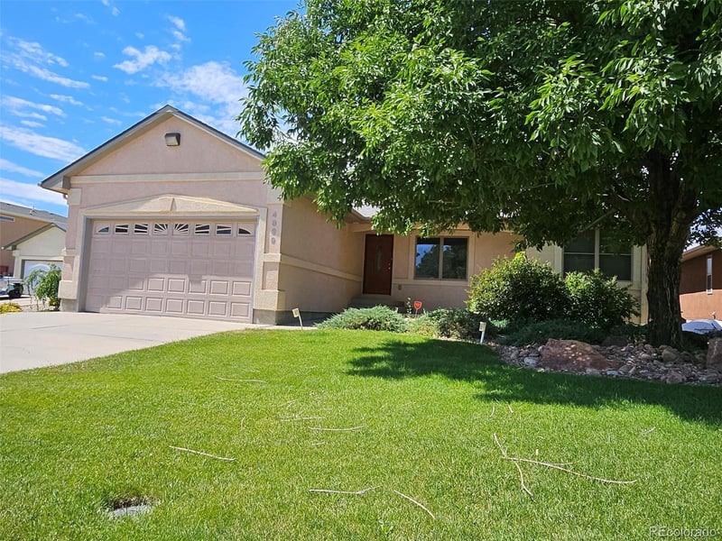 4899 Warbler Ct, Pueblo, CO 81008