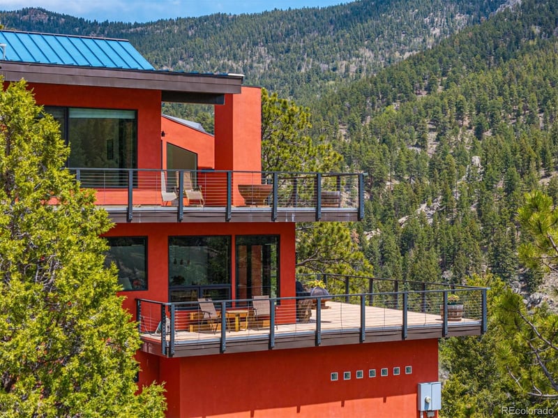 5896 Peregrine Trl, Golden, CO 80403